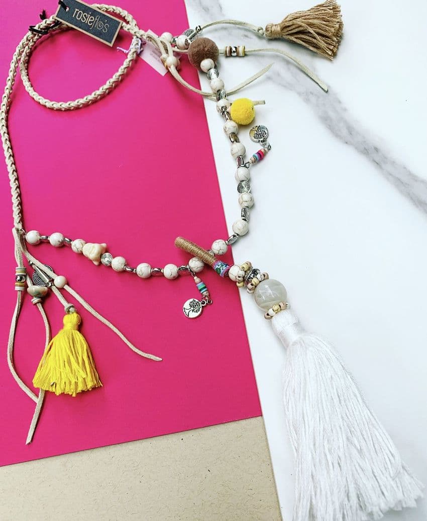 YELLOW WHITE TASSEL NECKLACE