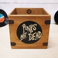 Punks Not Dead 7