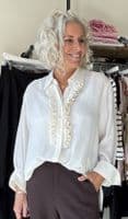 039-ITALY Blouse Jessi ivory