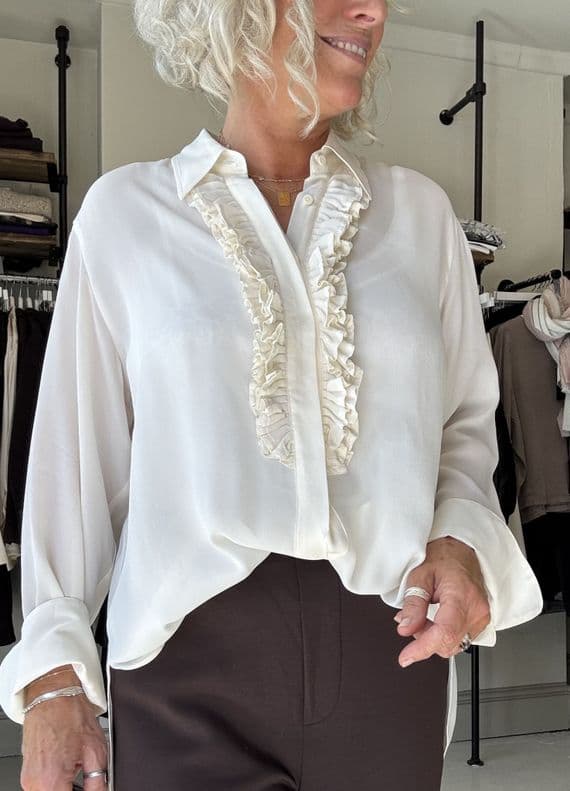 039-ITALY Blouse Jessi ivory