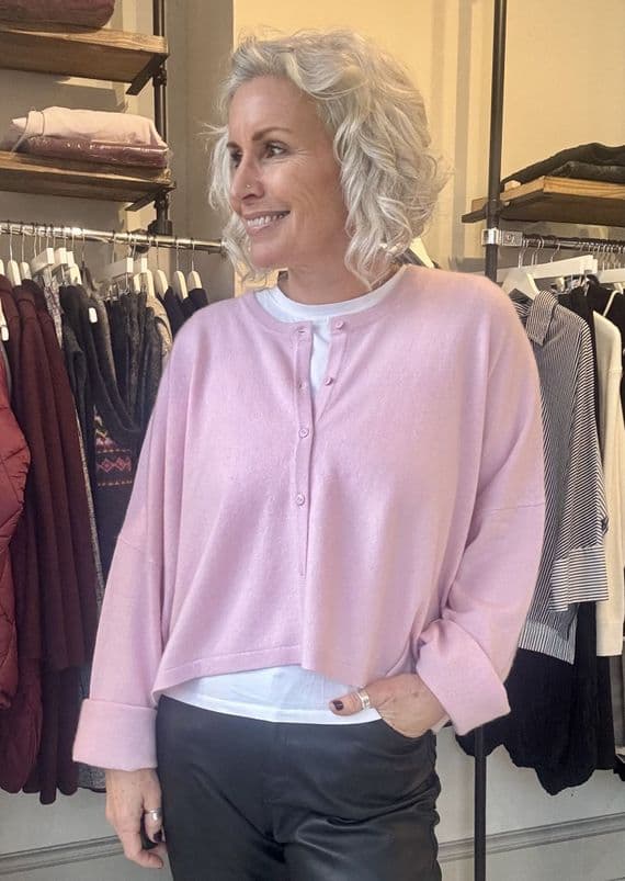 Caroline Cashmere Crew Cardigan baby pink