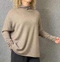 Caroline  Cashmere Jill Polo Sweater taupe