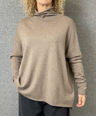 Caroline  Cashmere Jill Polo Sweater taupe