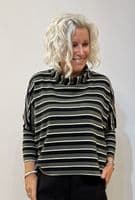 Neirami Ring Collar Top forest stripe