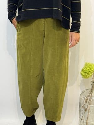 Neirami  Velvet Trouser olive