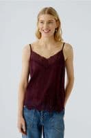 Oui Camisole bramble berry
