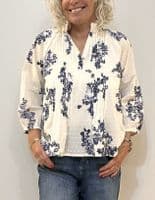 Parent Two Blouse Aletta blue shadow flower print