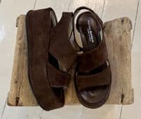 Patrizia Bonfanti Rosie Suede Sandal chocolate