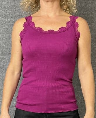 Rosemunde Vest Babette deep fuchsia