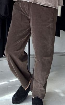 Vetono Cord Barrel Trouser chocolate