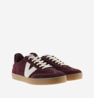 Victoria Berlin Trainer bordeaux