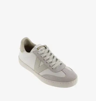 Victoria Berlin Trainers hielo