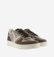 Victoria Madrid Trainer platino