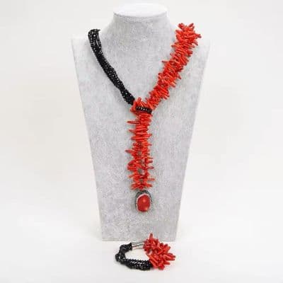 BLACK CRYSTAL & RED CORAL NECKLACE SET