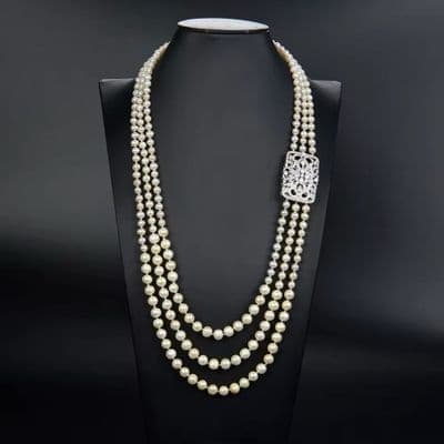Exquisite freshwater three layer pearl Necklace