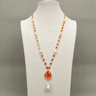Red cat eye Pearl necklace
