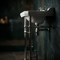 Frontline Holborn Heated Basin Washstand | 500mm | Chrome