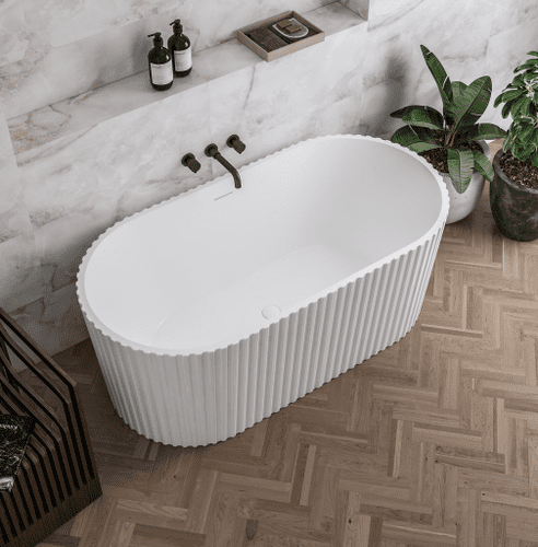 Isleworth Freestanding bath 1650x750x580mm inc waste White