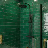 Signature Matt Black Radius Bath Screen 6mm | Bathcenter