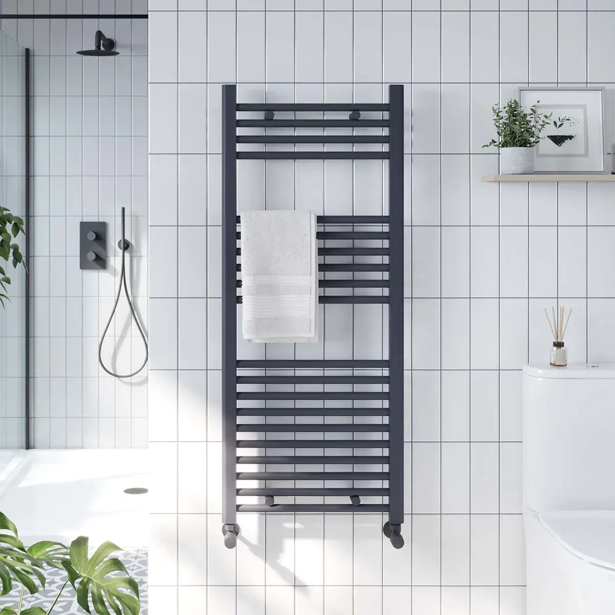 Strive Towel Radiator 800mm x 500mm Anthracite