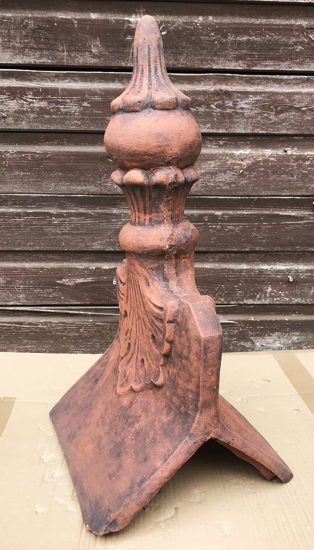 Canterbury Decorative angled ball roof finial