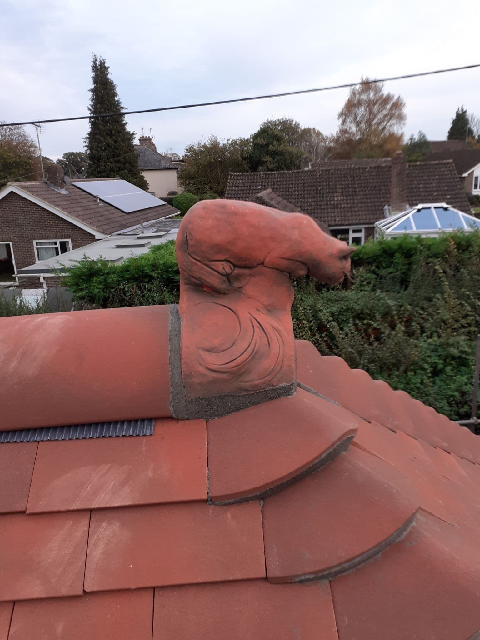 Cat Roof finial half round ridge tile