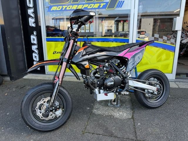 STOMP 140SM 140cc  Supermoto Race Pit Bike