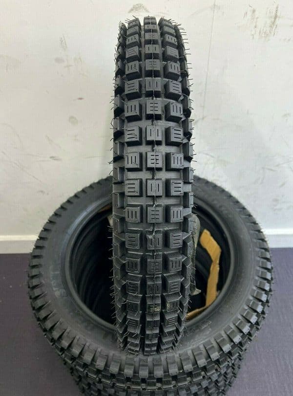 Vee Rubber Trials Rear Tyre - 400x18