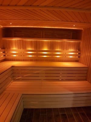 Bespoke Hemlock Sauna - Domestic Sauna