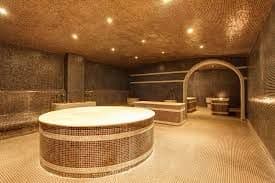 Hammam Room & Massage Table