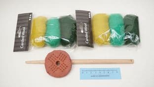 70g pottery drop spinning spindle and 60g of carded wool set A