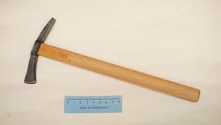 75g small axe-hammer roman to medieval period use