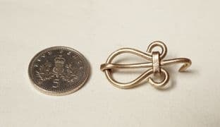 Anglo Saxon 25mm long bronze dress hook