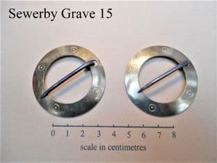 Anglo-Saxon sewerby grave 15 annular brooch set of 2