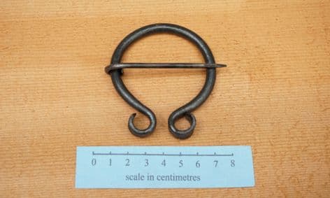 Anglo-Saxon steel penannular brooch Fowler B castledyke south