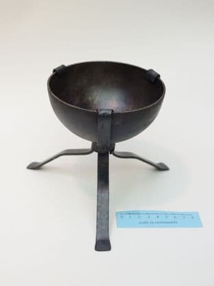 anglo saxon sutton hoo candle lamp 5" 125mm diameter tripod legs hand forged