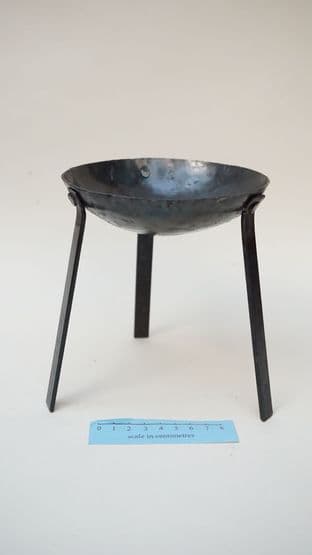 anglo saxon west stow iron tripod lamp 450-600AD  oil  or candle