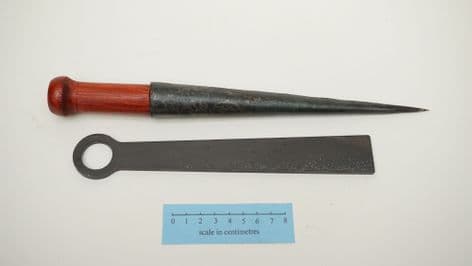 basket weavers large taper bodkin and rapping iron with stained pine wood doric style handle
