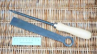 basket weavers taper bodkin and rapping iron with beech wood handle and modern ferrule