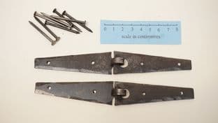 drilled anglo norse coppergate triangulate hinges 8cm long