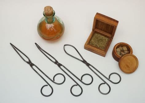 medieval surgeons fine surgical steel forceps choice of design