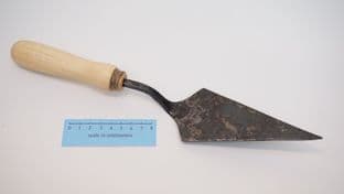 roman and medieval builders trowel 10cm blade with beech wood handle and linen ferrule