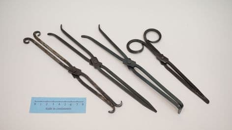 Roman and medieval surgeons apothecaries or herbalists tongs hand forged steel