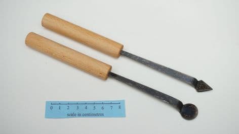 roman and medieval surgeons tile cautery double set round and triangle