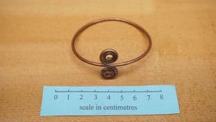 Roman rolled terminals copper bracelet