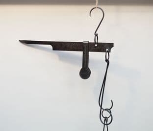 Roman style steelyard