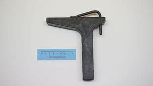 Roman to medieval 1.25kg T anvil and holdfast