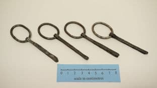 set of 4 oval ring and split pins roman shield type