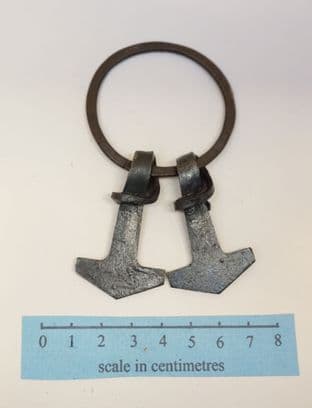 Viking Bjorko G60A/4 Amulet 2 thors hammers on a ring