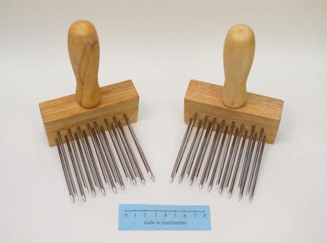 weavers pair of stainless steel wool combs made in Sheffield England